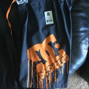 📌New boys DC bathing suit size 27